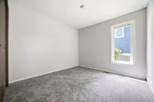 190 S Circle Ave, Bloomingdale, IL 60108 - Photo 18