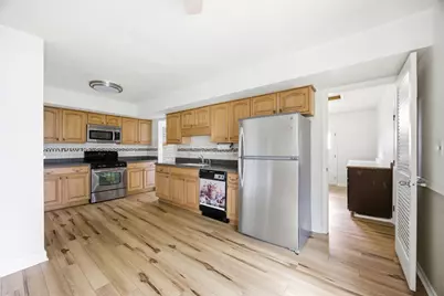 190 S Circle Avenue, Bloomingdale, IL 60108 - Photo 10