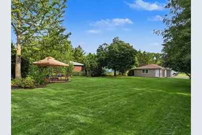 5601 Lee Avenue, Downers Grove, IL 60516 - Photo 2