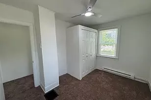 526 N 8th St, Rochelle, IL 61068 - Photo 8