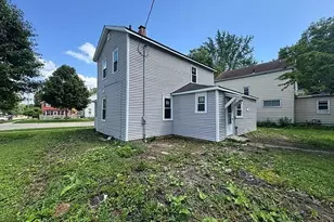 526 N 8th St, Rochelle, IL 61068 - Photo 12