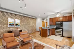 4104 N Mozart St, Chicago, IL 60618 - Photo 4