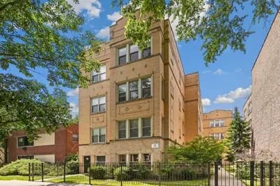 4104 N Mozart Street #2W, Chicago, IL 60618 - Photo 1