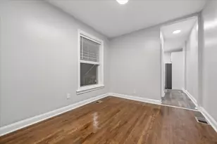 2405 W McLean Ave, Chicago, IL 60647 - Photo 6