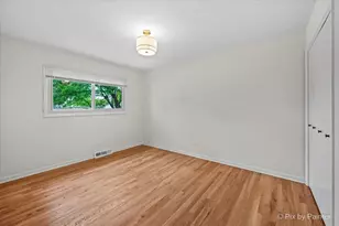 555 Figard Ln, Des Plaines, IL 60016 - Photo 16