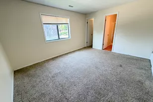1360 Brook St, Saint Charles, IL 60174 - Photo 4