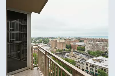 807 Davis Street #1410, Evanston, IL 60201 - Photo 8