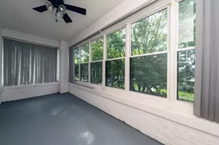 5104 W Hutchinson St, Chicago, IL 60641 - Photo 6
