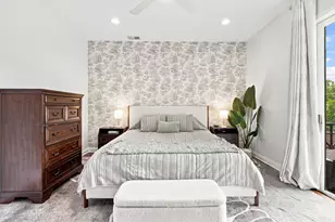1925 W Irving Park Rd, Chicago, IL 60613 - Photo 24