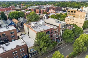 1925 W Irving Park Rd, Chicago, IL 60613 - Photo 2