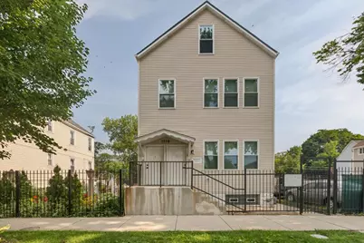1234 W 49th Place #2R, Chicago, IL 60609 - Photo 1