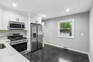 1210-1212 Indian Ave, Aurora, IL 60505 - Photo 10