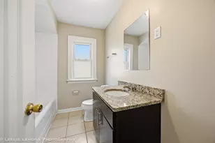 2528 Ridgeland Ave, Berwyn, IL 60402 - Photo 16