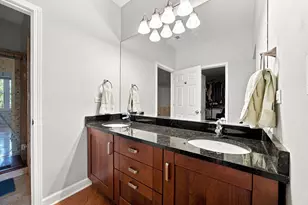 2033 W Division St, Chicago, IL 60622 - Photo 18