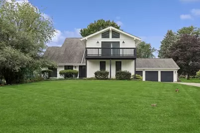 7239 Great Hill Road, Crystal Lake, IL 60012 - Photo 2