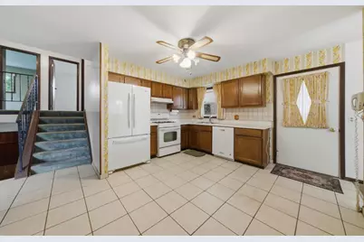20650 N Florence Avenue, Prairie View, IL 60069 - Photo 24