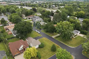 20650 N Florence Ave, Prairie View, IL 60069 - Photo 42