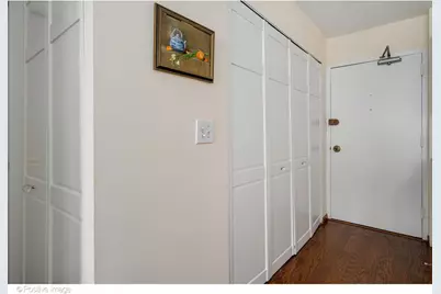 1360 N Sandburg Terrace #1106C, Chicago, IL 60610 - Photo 16