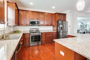 8880 Pearsall Dr, Huntley, IL 60142 - Photo 8