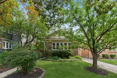 4053 N Lowell Avenue, Chicago, IL 60641 - Photo 1