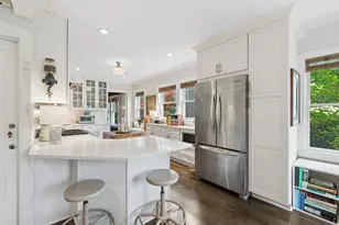 4053 N Lowell Ave, Chicago, IL 60641 - Photo 10
