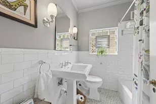 4053 N Lowell Ave, Chicago, IL 60641 - Photo 8