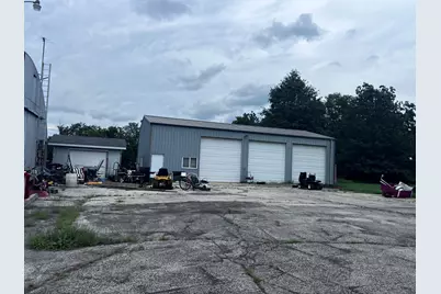 325 N Washington Street, Paxton, IL 60957 - Photo 1