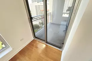 1250 S Michigan Ave, Chicago, IL 60605 - Photo 18