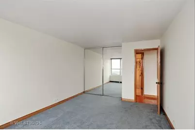 655 W Irving Park Road #1115, Chicago, IL 60613 - Photo 16