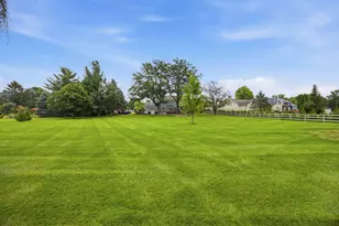 7N660 Cloverfield Cir, Saint Charles, IL 60175 - Photo 68