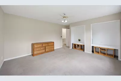 7N660 Cloverfield Circle, Saint Charles, IL 60175 - Photo 36