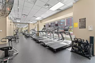 512 N McClurg Ct, Chicago, IL 60611 - Photo 36