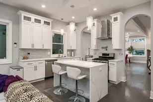 4603 S Calumet Ave, Chicago, IL 60653 - Photo 6