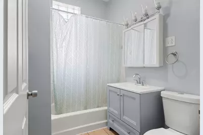 845 N Avers Avenue, Chicago, IL 60651 - Photo 4