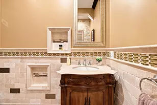 2281 Elmira Ave, Des Plaines, IL 60018 - Photo 16
