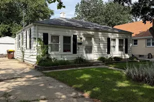 1910 Carney Ave, Rockford, IL 61103 - Photo 2