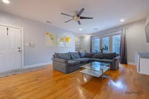 31 E 26th St, Chicago, IL 60616 - Photo 4