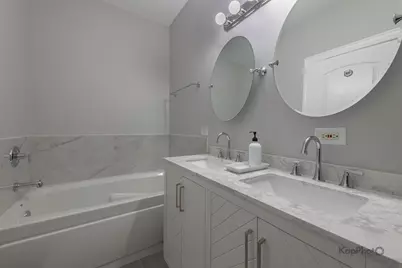 31 E 26th Street #3, Chicago, IL 60616 - Photo 24