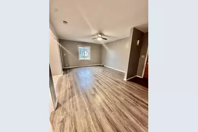 1702 W Oakton Street, Arlington Heights, IL 60004 - Photo 2