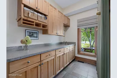 5912 Sunset Avenue, La Grange Highlands, IL 60525 - Photo 26