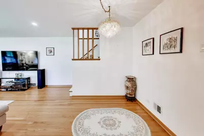 8919 Olcott Avenue, Morton Grove, IL 60053 - Photo 6