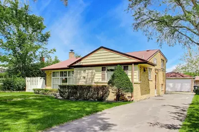 8919 Olcott Avenue, Morton Grove, IL 60053 - Photo 2