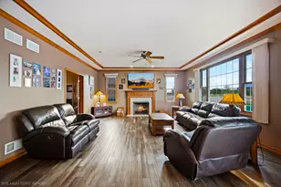 16015 Ridgewood Dr, Homer Glen, IL 60491 - Photo 12