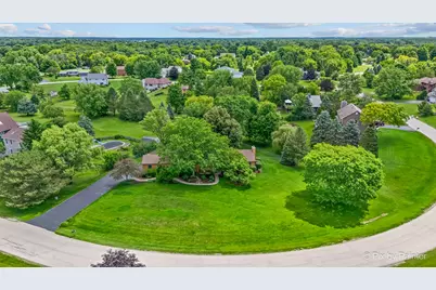 2116 N Pebble Drive, McHenry, IL 60051 - Photo 32