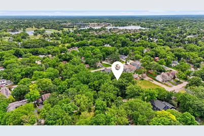 24005 N Valley Road, Lake Zurich, IL 60047 - Photo 2
