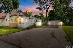 517 Linden Dr, Round Lake, IL 60073 - Photo 1