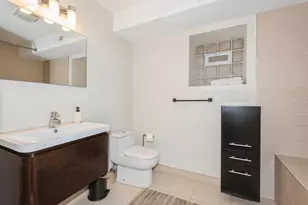 2322 W Augusta Blvd, Chicago, IL 60622 - Photo 16