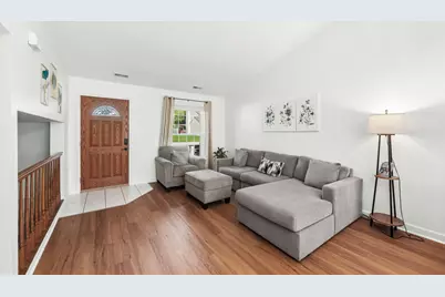 1987 Lawson Boulevard, Gurnee, IL 60031 - Photo 6