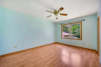 3900 W 155th Street, Markham, IL 60428 - Photo 10