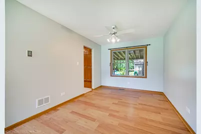 3900 W 155th Street, Markham, IL 60428 - Photo 4
